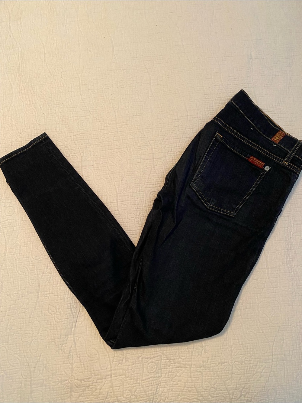 7 For All Mankind Skinny Jeans in Dark Blue Wash